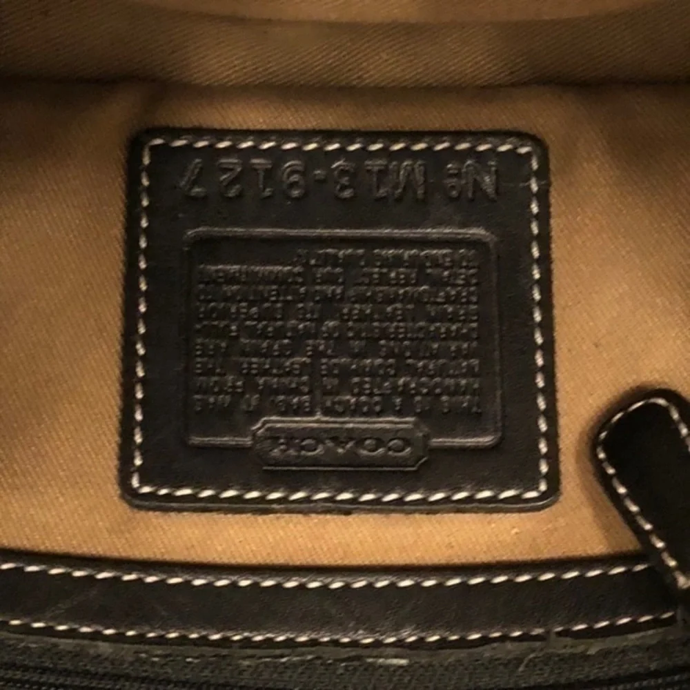 Coach ultra rare vintage Y2K mini black leather soho flap bag 9127